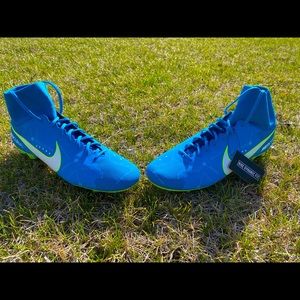 Nike Mercurial Victory VI FG Soccer Cleats